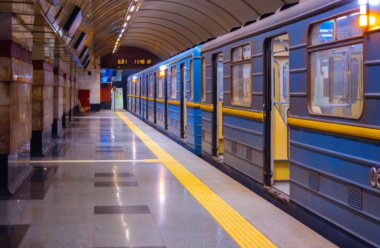 Метро Києва змінило графік руху поїздів