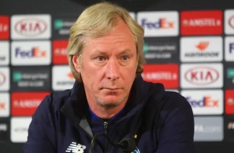 Михайличенко запевняє, що недбалого сантехніка не торкався