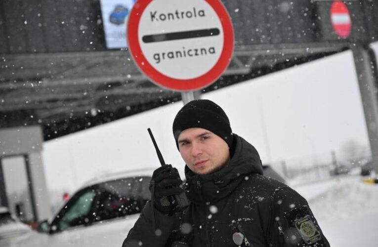 На кордоні з Польщею стався збій роботи бази даних