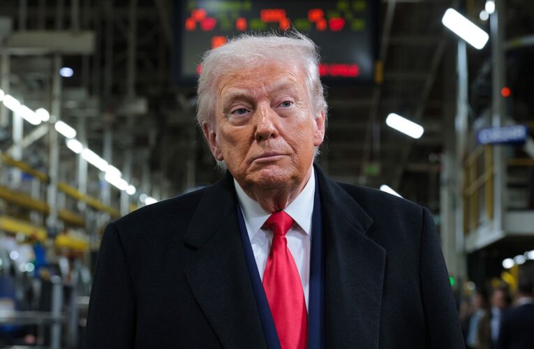 Підтримка Трампа у США впала до рекордно низького рівня – опитування