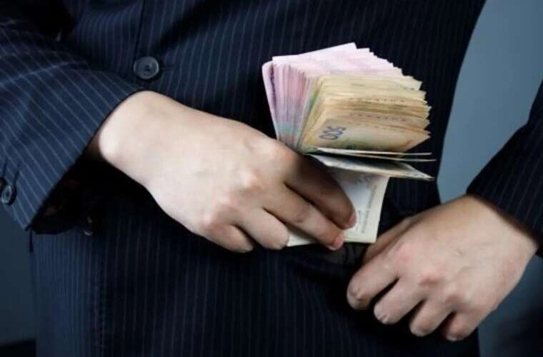 Просто старий сарай як франківський прокурор Піварчук намагався виправдати мільйонні статки