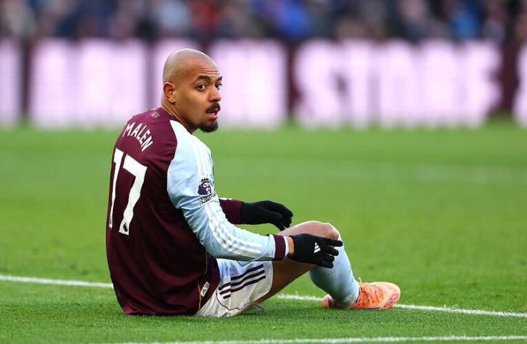 Рома погодила умови переходу форварда з Астон Вілли