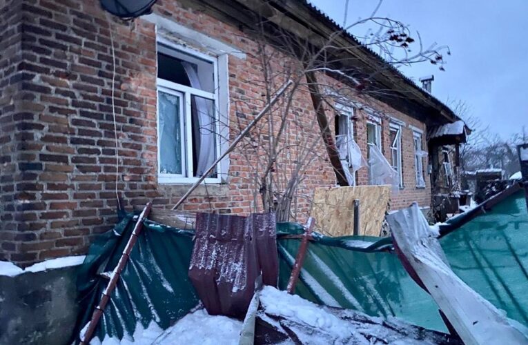 Росіяни вдарили по Чернігівщині, виникла пожежа