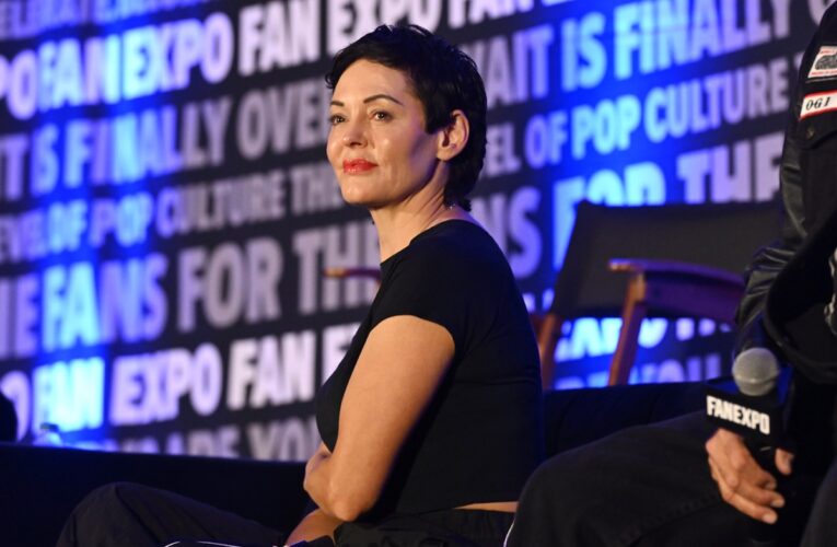 Роуз МакГавен заявила про погрози під час зйомок серіалу Усі жінки – відьми