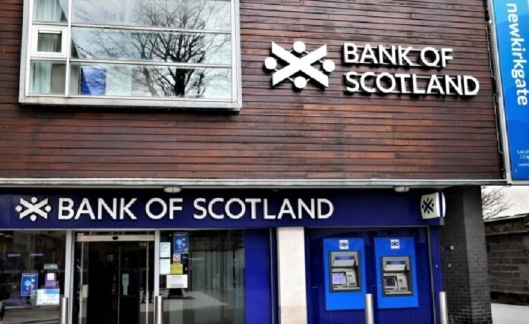 Шотландський банк отримав від Британії штраф за порушення санкцій проти РФ