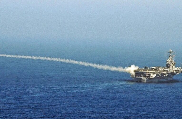 США перекидають авіаносну групу на Близький Схід – ЗМІ