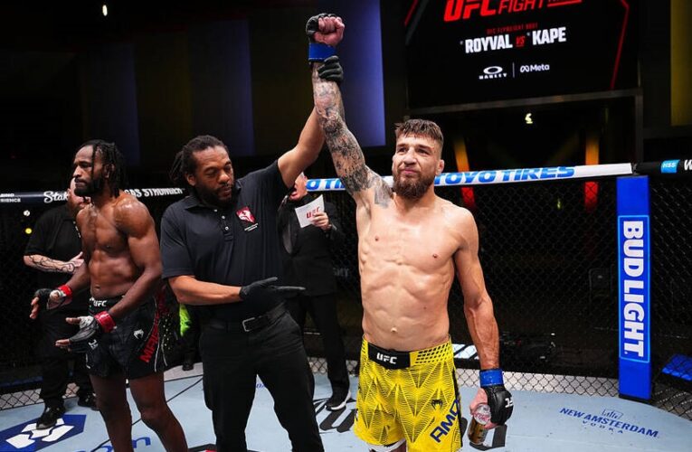 Стали відомі деталі контракту Амосова з UFC