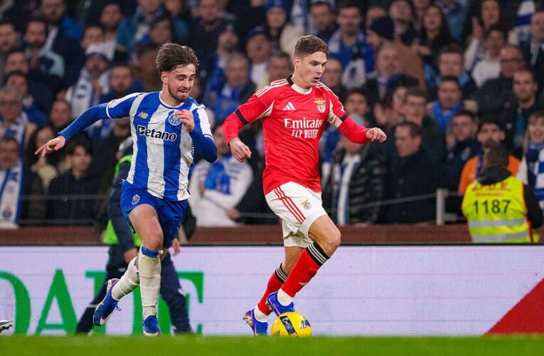 Трубін і Судаков не врятували Бенфіку від поразки Порту