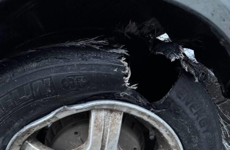 У Херсоні на міні підірвався автомобіль з родиною