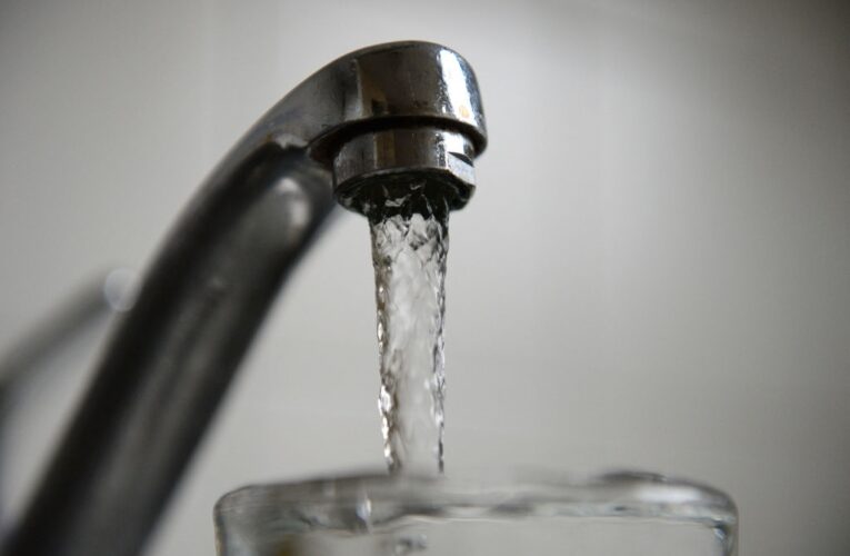 У Києві частково відновили постачання води