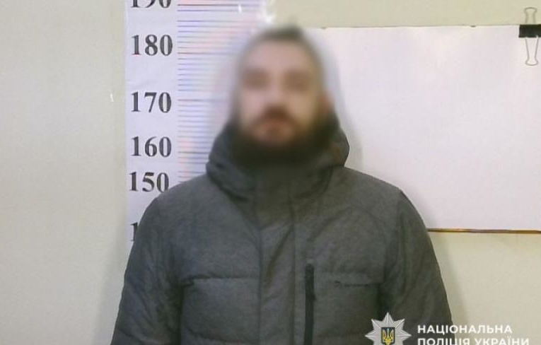 У Києві пасажир порізав ножем обличчя водію трамвая