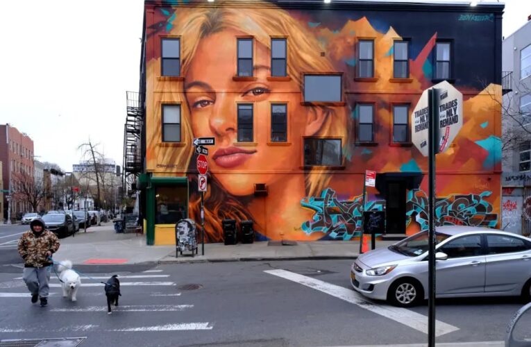У Нью-Йорку з’явився мурал із зображенням вбитої української біженки