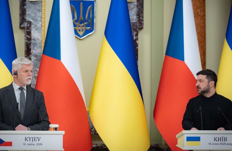 Спілкування Володимира Зеленського і Петра Павела з медіа