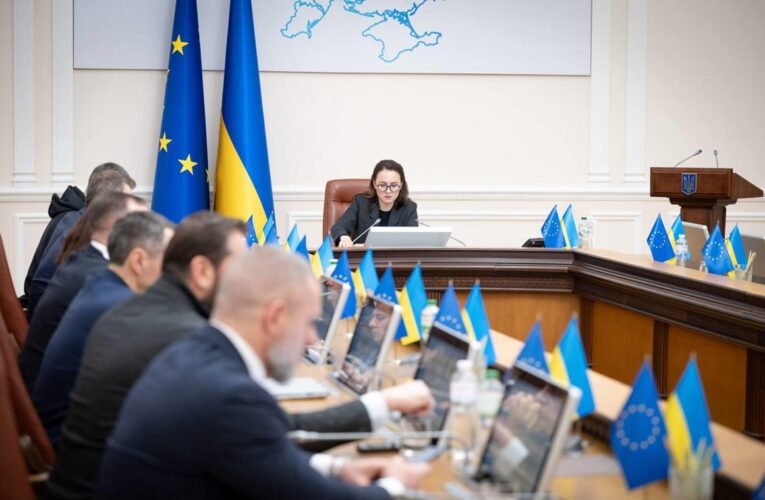 Уряд відреагував на знеструмлення лікарень у Львові