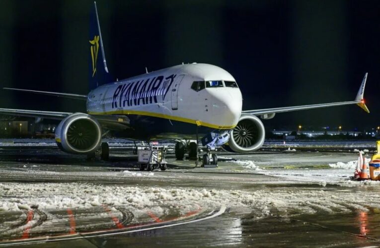 В аеропорту польського Гданська скасовано десятки рейсів