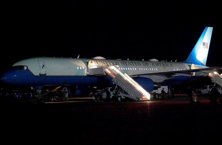 В літаку Трампа виникли технічні проблеми по дорозі до Давосу – ЗМІ