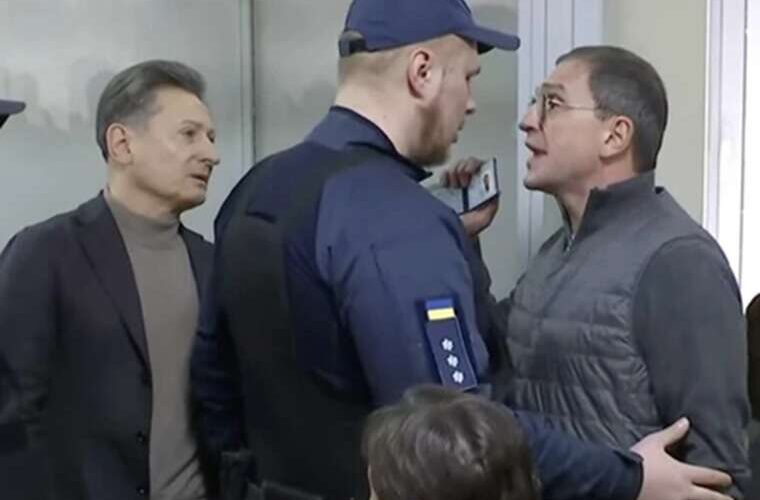 Вас самих судити будуть нардеп Бондарєв влаштував дебош у ВАКС під час розгляду справи Тимошенко