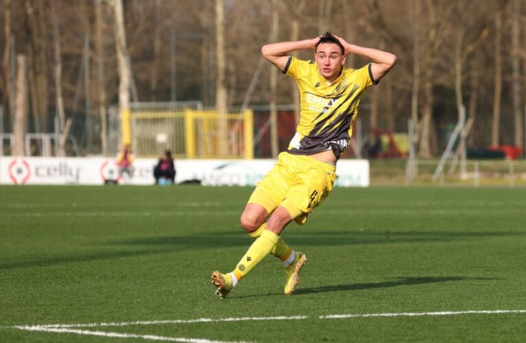 Вихованець Карпат перемістився в альма-матер з клубу Рух, який його прийняв