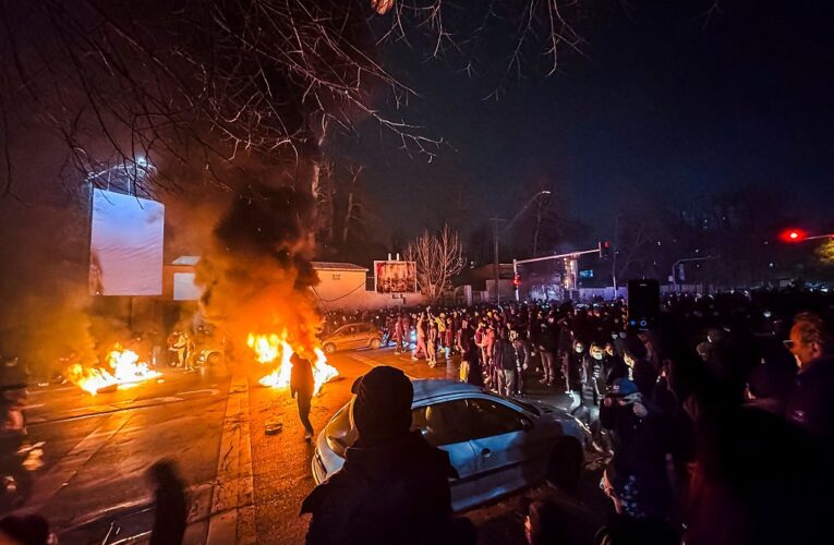 Влада Ірану вперше застосувала дрони проти протестувальників – ЗМІ