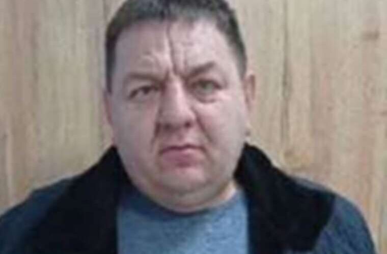 З лави підсудних у крісло директора ексголова Мостиського військового лісництва Семерак намагається поновитися на посаді