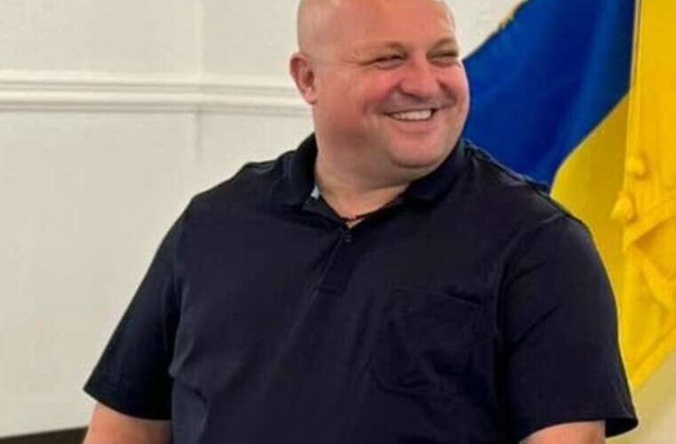 За ґрати до весни суд відправив у СІЗО топмитника Красноїльська через контрабанду iPhone