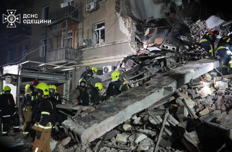 Зеленський відреагував на нічні удари “шахедів”