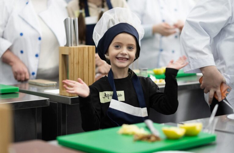 Олена Зеленська ознайомилася з тим, як на Хмельниччині розвивають культуру здорового харчування