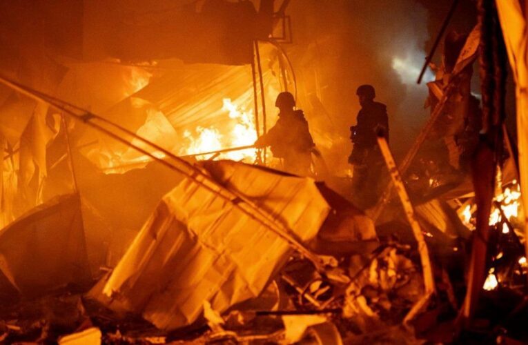 Атака дронів на Одесу: пошкоджена 9-поверхівка