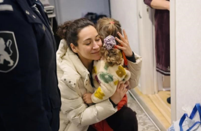 Батько викрав з майданчика: у Молдові знайшли 3-річну дівчинку з України