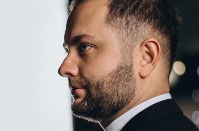 Депутат Чернівецької райради Воронич задекларував золоті злитки свого 5-річного сина