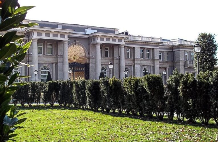 Друзі Путіна побудували йому палац, а залишок коштів віддали Кабаєвій – ФБК