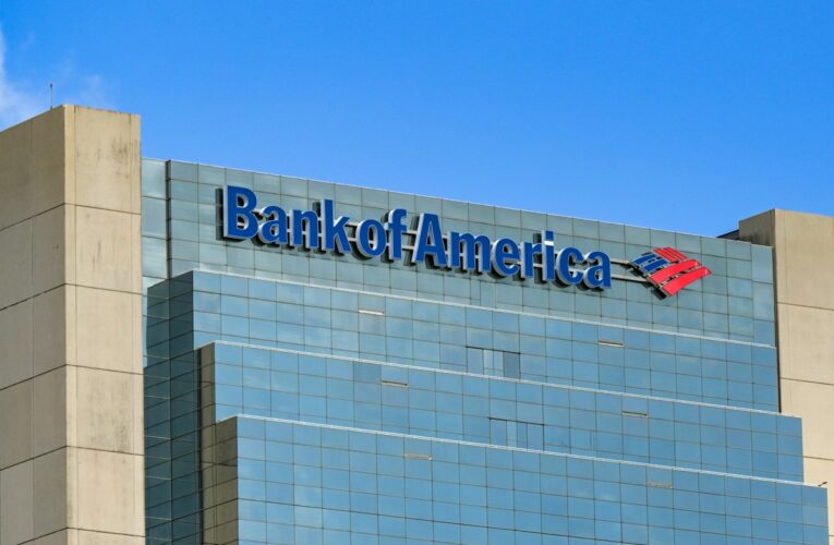Ексбанкір Bank of America визнав провину у відмиванні коштів на $8 млрд