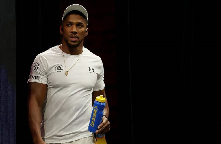 Голуб розповів, як трагедія в Нігерії вплинула на Джошуа