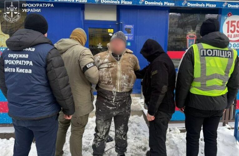 Киянин за $18 000 обіцяв мобілізацію засудженої за ДТП жінки