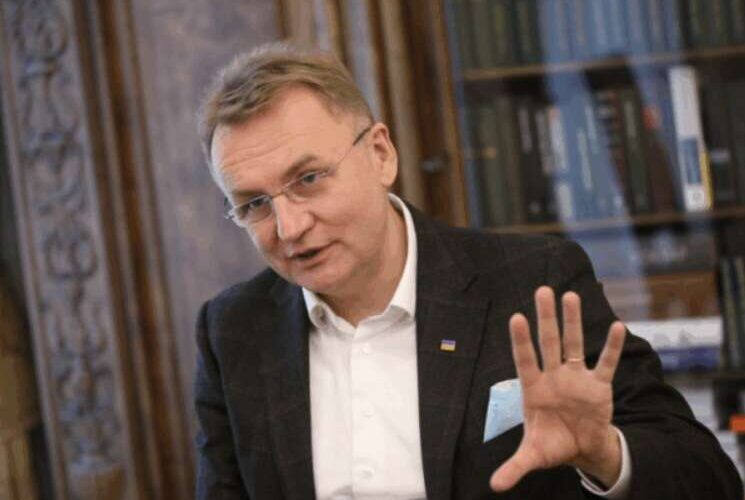 Кримінальне провадження проти міського голови Львова Садового щодо премій перейшло під особистий нагляд ОГП