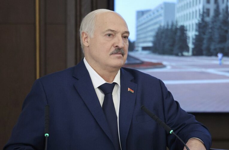 Лукашенко подякував Богові за відсутність ринкової економіки в Білорусі