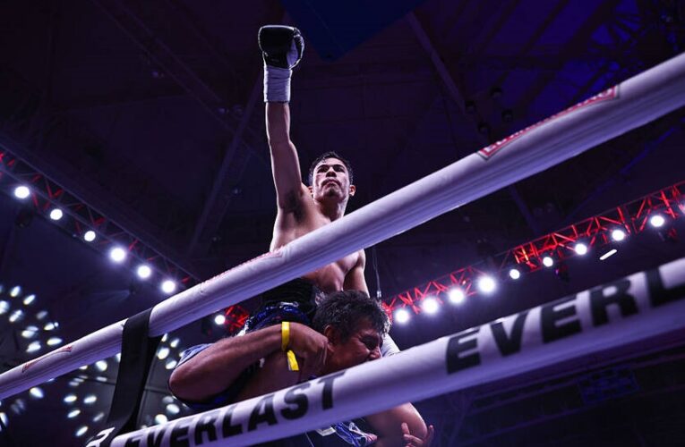 Медина успішно захистив титул у найлегшій вазі