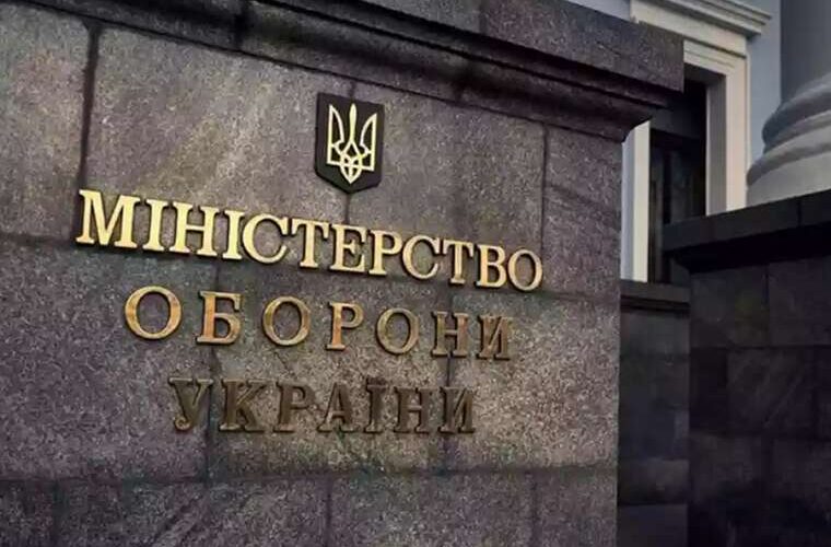 Мільйонний хабар та бронь від правосуддя як фігурант справ НАБУ залишається на чолі будівництва Міноборони