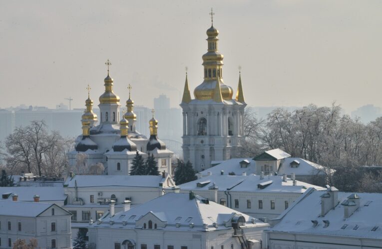 Мінкульт передав ПЦУ два корпуси Нижньої Лаври