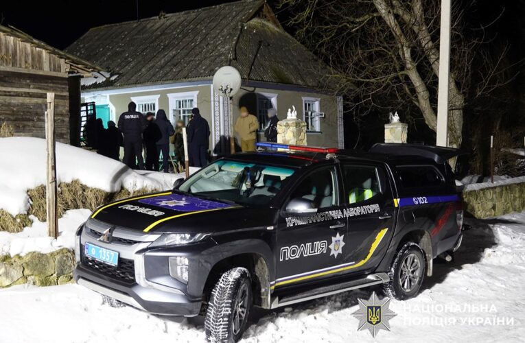 На Хмельниччині 10-річний хлопчик загинув, граючись гранатою