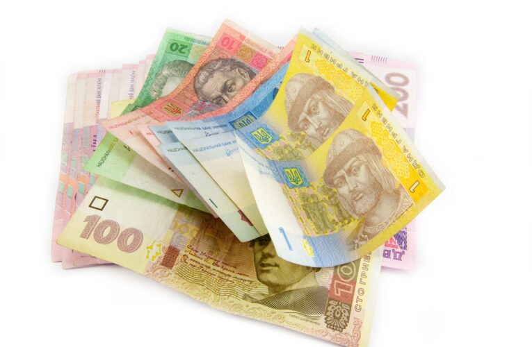 Нацбанк остаточно замінить на монети старі банкноти малого номіналу