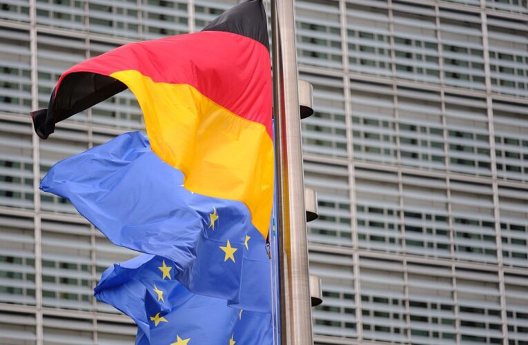 Німеччина створить угруповання з понад 100 військових супутників