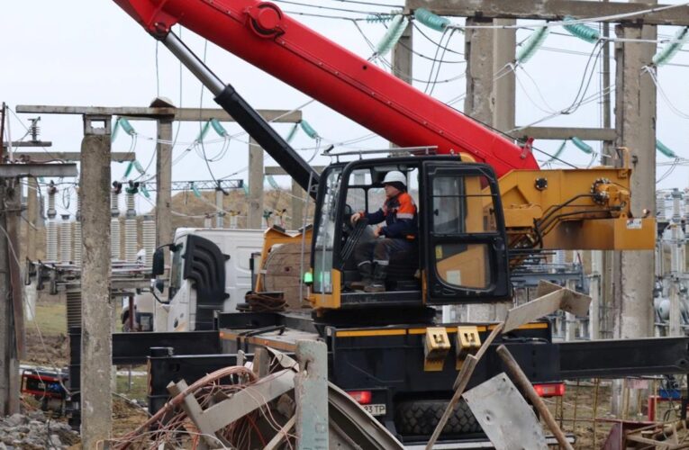 Нові відключення охопили 10 областей України