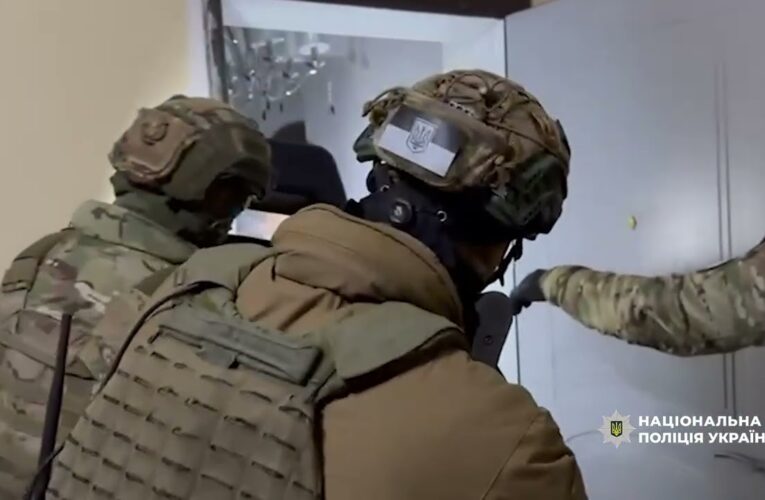 Нацполіція затримала членів наркоугруповання та вилучила наркотиків на 5 млн грн