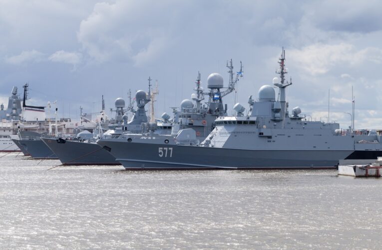 РФ та Іран розпочали спільні військово-морські навчання