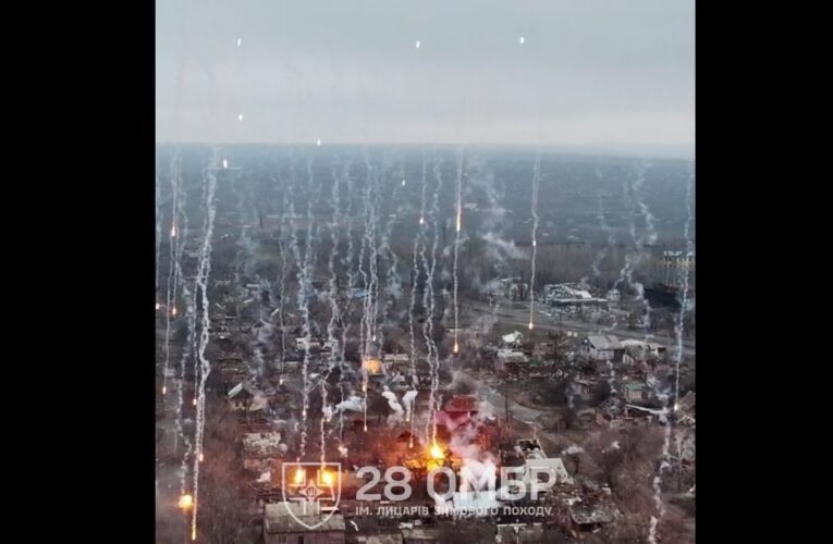 Росія атакує Костянтинівку фосфорними боєприпасами