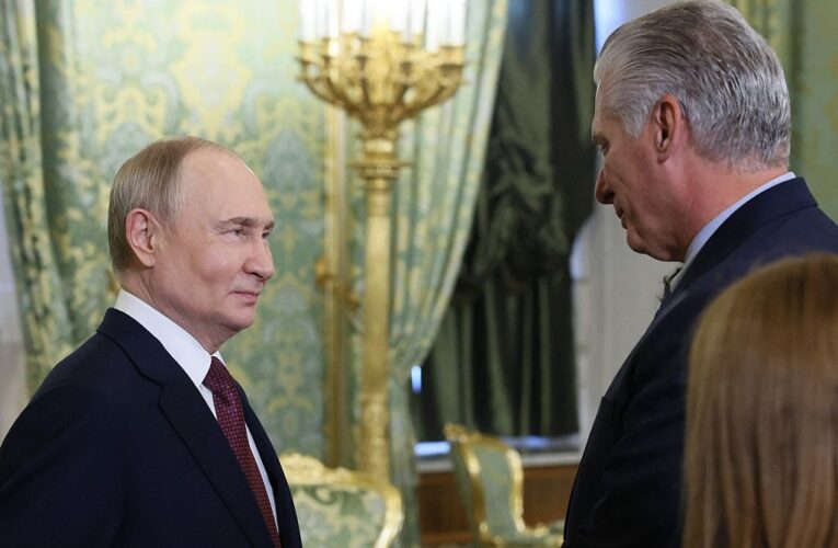 Росія продовжить постачати нафту на Кубу