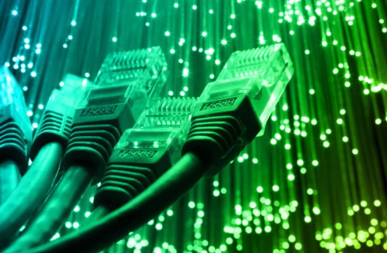 Росія залишила власні села без інтернету – СЗРУ