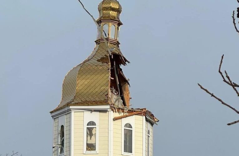 Росіяни пошкодили храм і монастир на Київщині