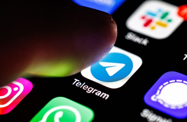 Російські “військкори” обурилися через блокування Telegram